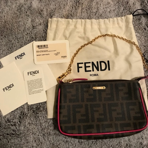 fendi small pouch